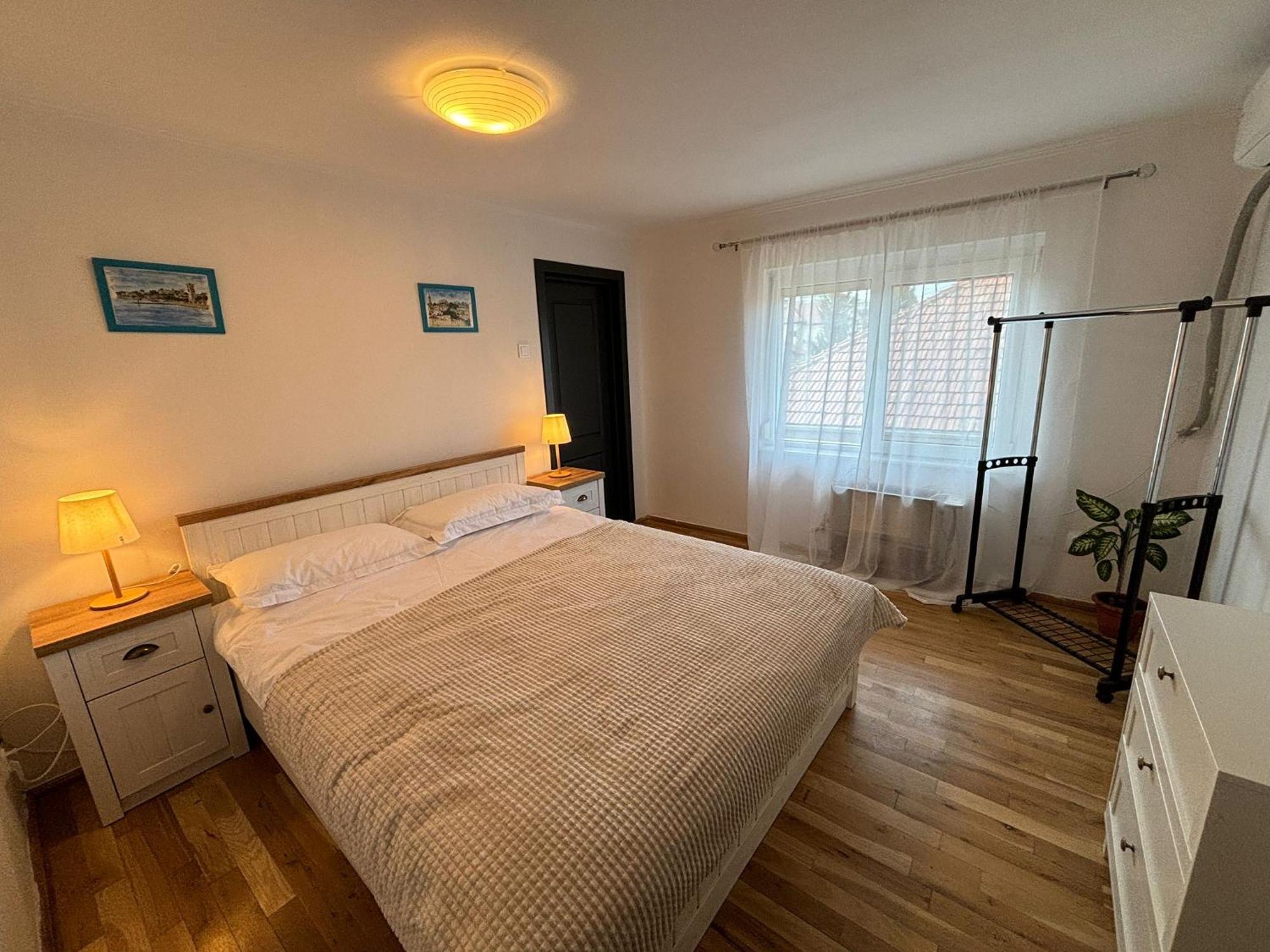 Vila Daddy Deva Buitenkant foto