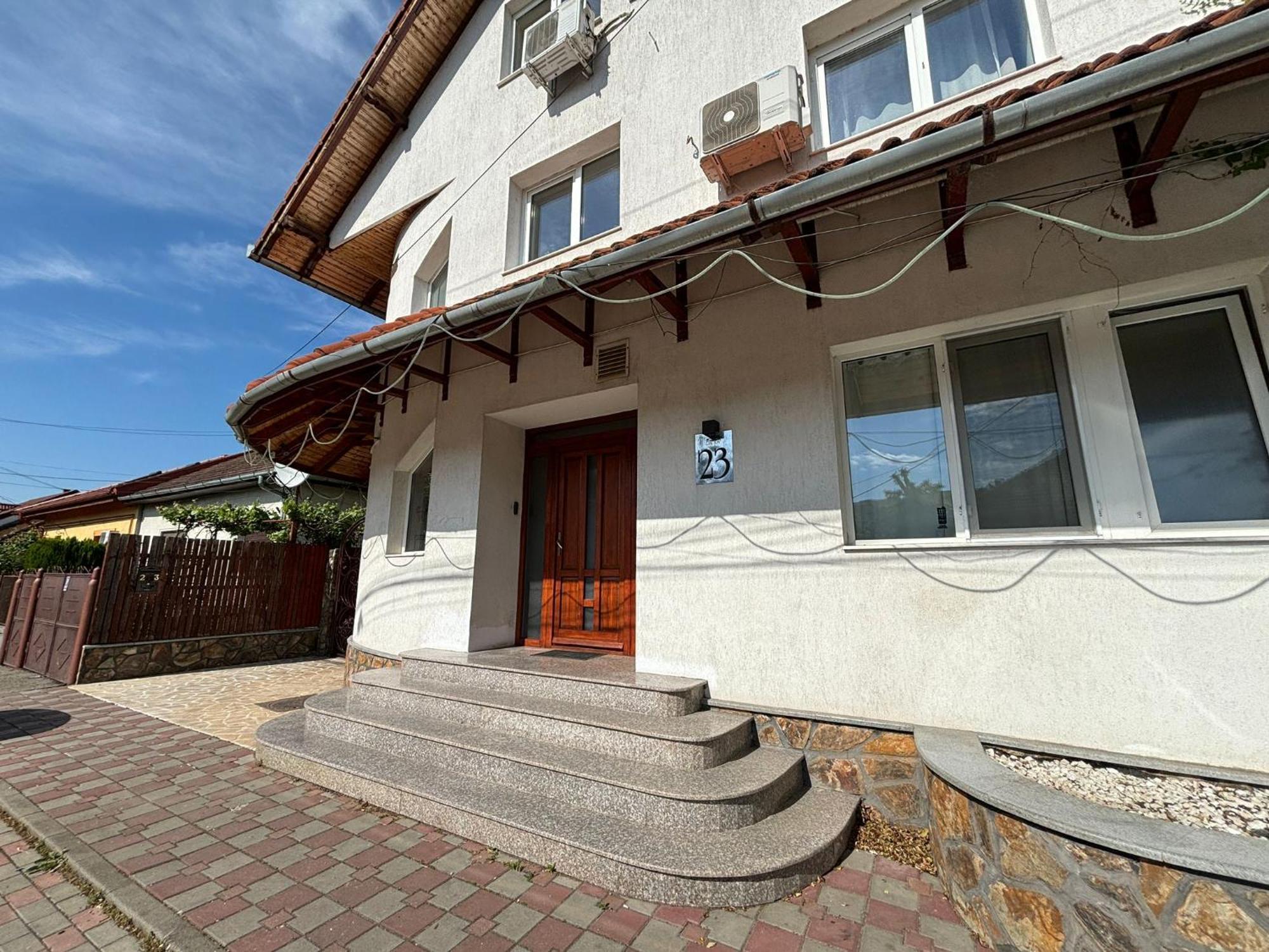 Vila Daddy Deva Buitenkant foto
